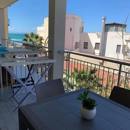 Apartament Dea Seaview *